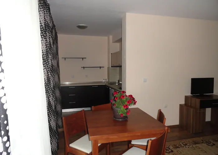 Cantilena Complex فندق ساني بيتش