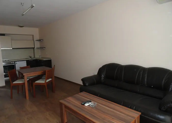 Cantilena Complex 3* Sluneční pobřeží