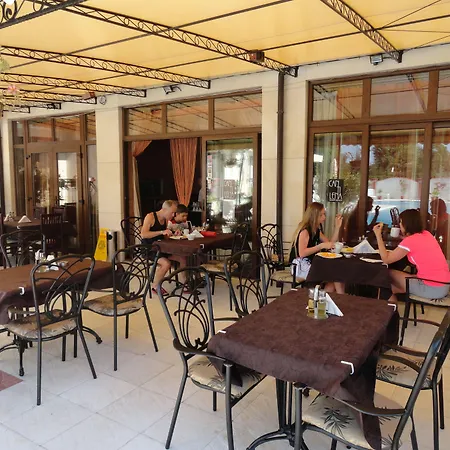 Хотел кантилена комплекс Слънчев бряг