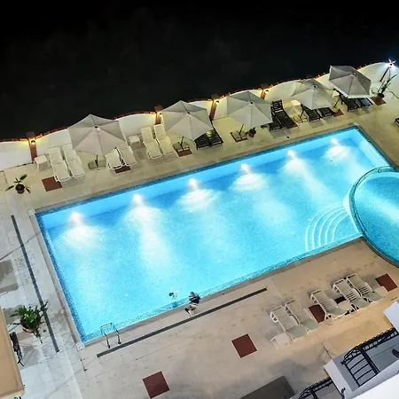 Cantilena Complex 3* Napospart