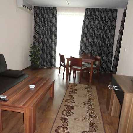 Cantilena Complex 3* Napospart