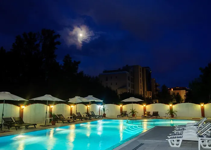 Cantilena Complex 3* Napospart