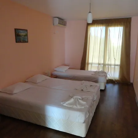 Cantilena Complex 3*