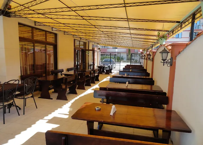 Hotell Cantilena Complex 3*