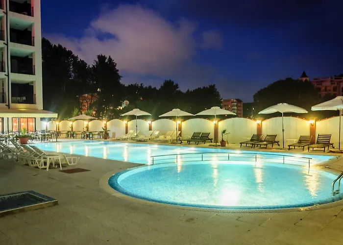 Cantilena Complex 3*