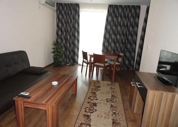 Cantilena Complex 3* Napospart