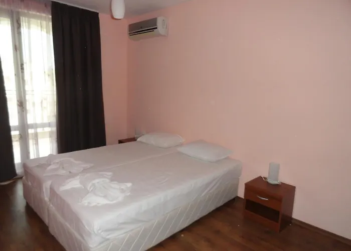 Hotell Cantilena Complex