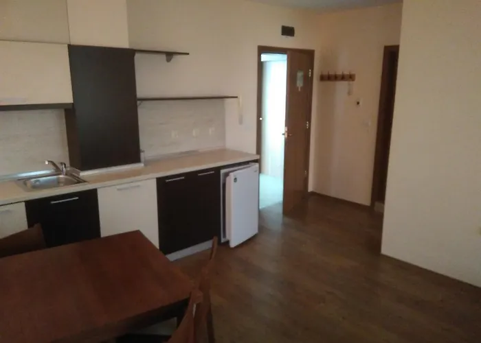 Cantilena Complex Szálloda 3*